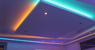 Натяжной потолок с подсветкой Колпино, цена от 2116 руб.